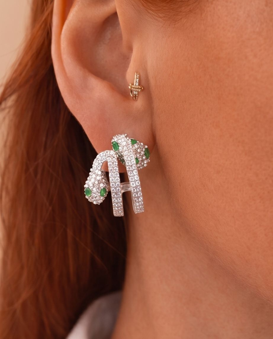 Premium Seri Yeşil Taş Yılan Küpe