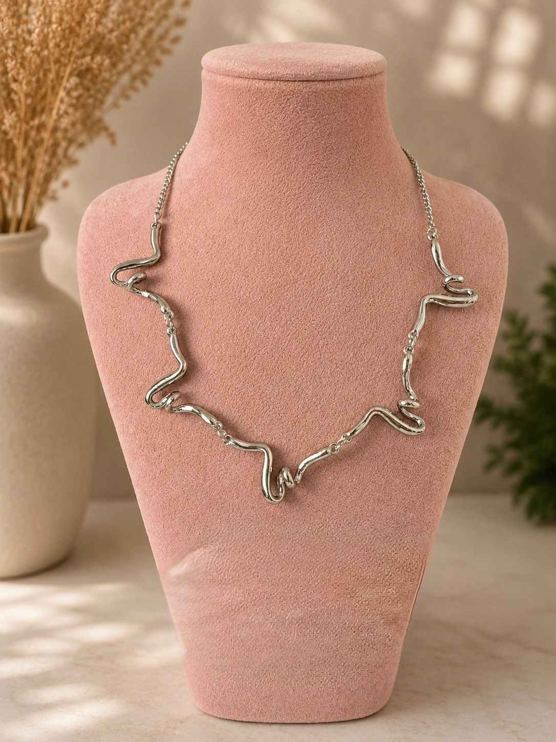 Modern Formlu Silver Kolye